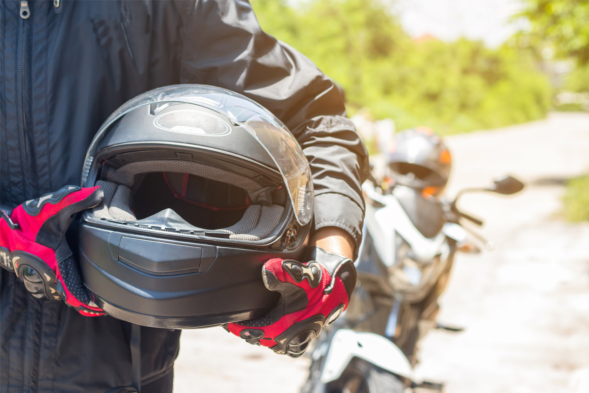 Benefits of Wearing a Helmet: Importance - Advantage HCS